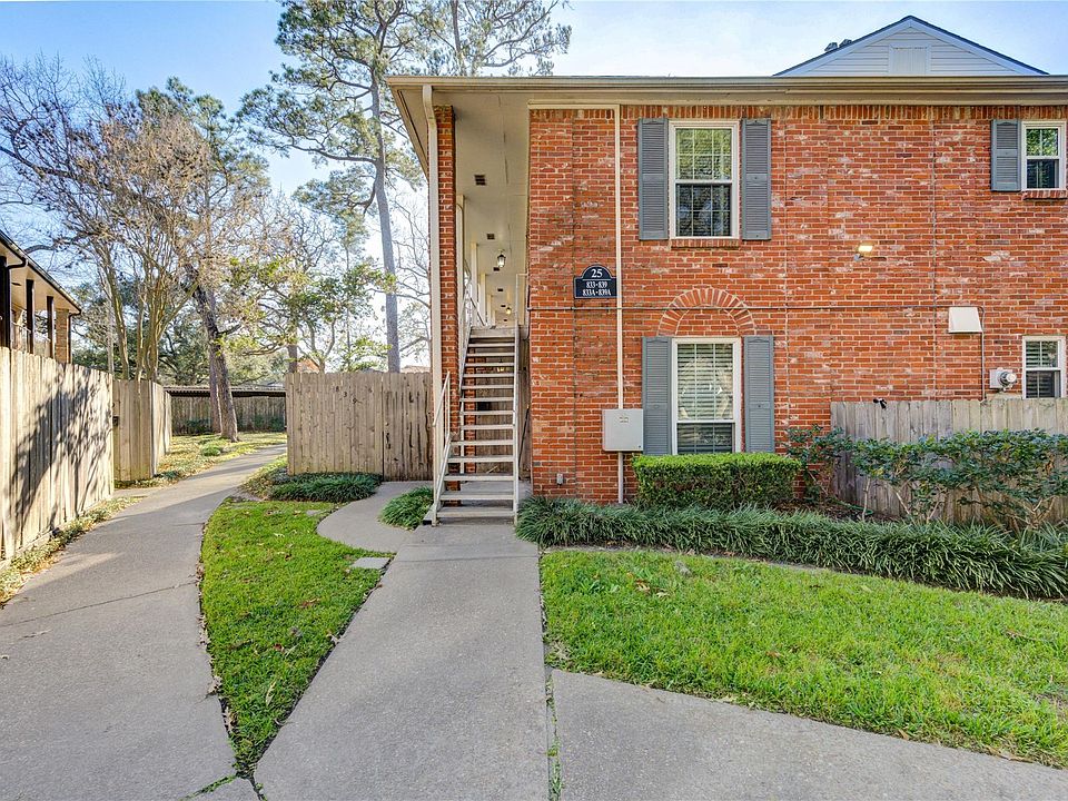 1st image of 839 Wax Myrtle Ln Unit A