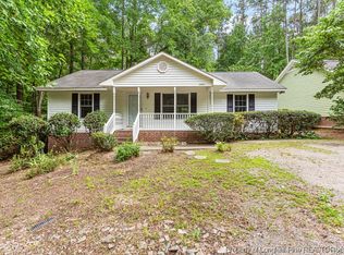 1042 Windrace Trl, Sanford, NC 27332