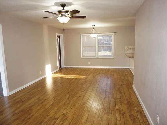5th image of 2486 Oxford Ave