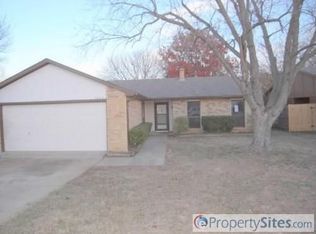 7805 Landmark Ridge St, Fort Worth, TX 76133