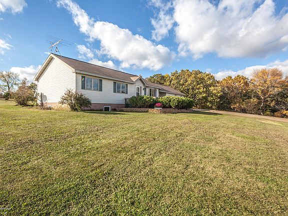 3rd image of 17788 County Road 138