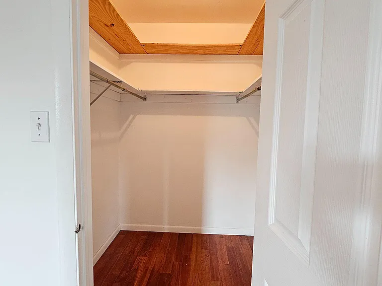 117 Hamlet Dr — Photo 14