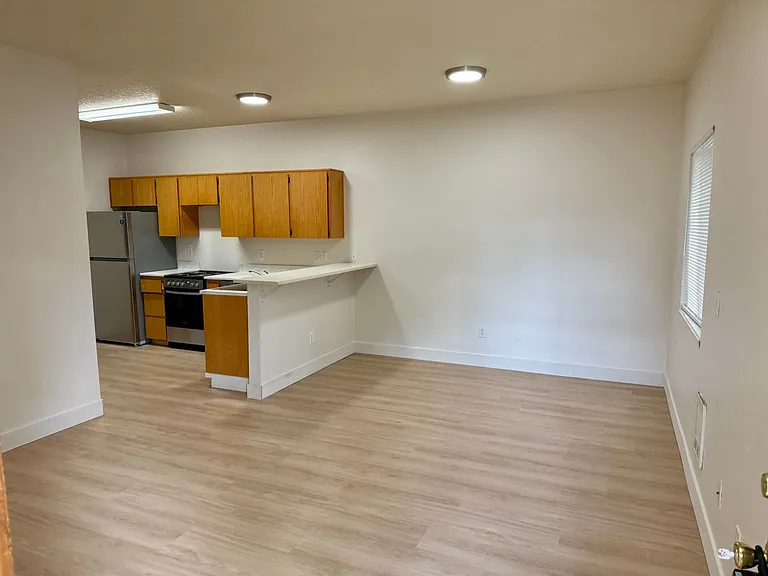 #170-5520 N. Missouri Ave. — Photo 2