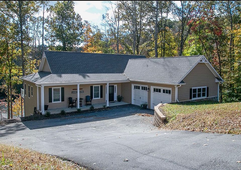 1st image of 42 Windward Pointe Dr