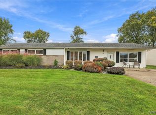 42 Alys Dr E, Depew, NY 14043