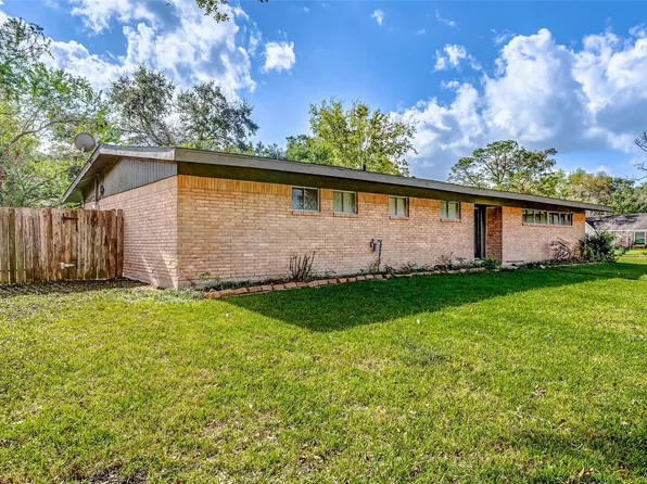 5519 Burlinghall Dr, Houston, TX 77035