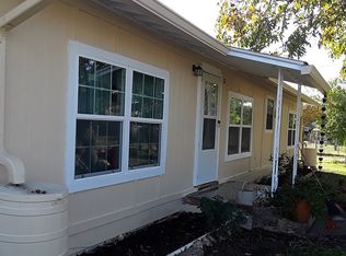 301 Avenue C, Center Point, TX 78010