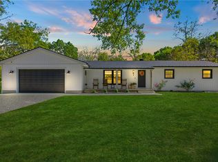 2450 Lincoln Highway Rd, Charleston, IL 61920