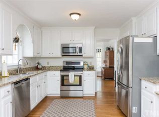 400 Robb Ct, Raleigh, NC 27615