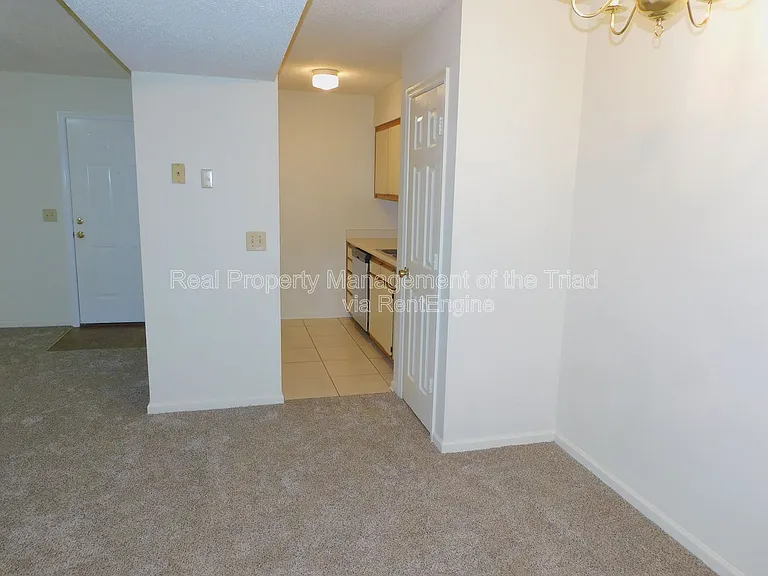 515 Mystic Dr #A — Photo 9