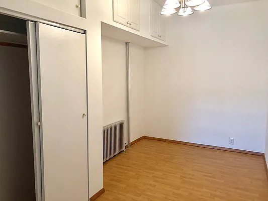 Rented by David Francis New York LLC | media 13