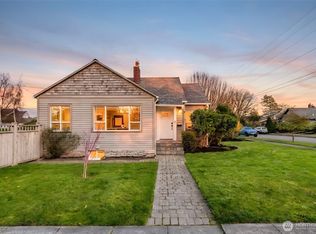 819 K Ave, Anacortes, WA 98221