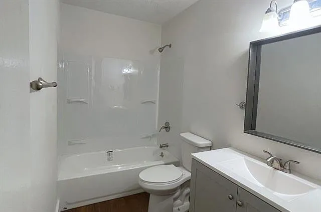 1617 Newport Pl #23 — Photo 9