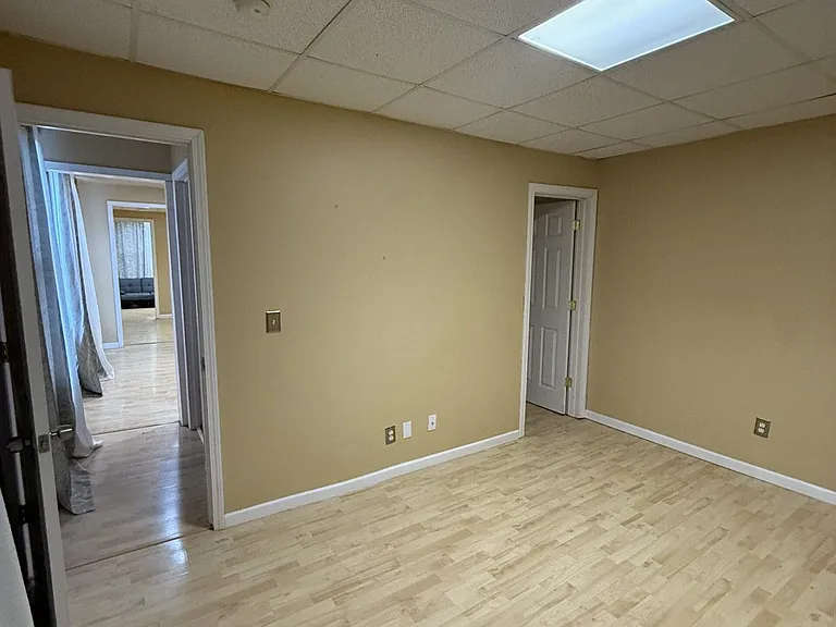 430 Columbus Ave — Photo 16