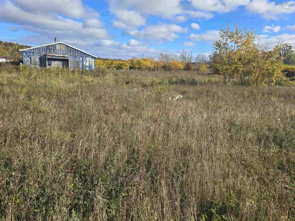 25 Ferris St #1, Cape Breton, NS B2A 3S1