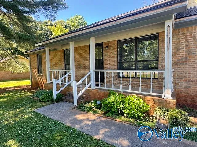 Building Photo - 127 Colby Dr