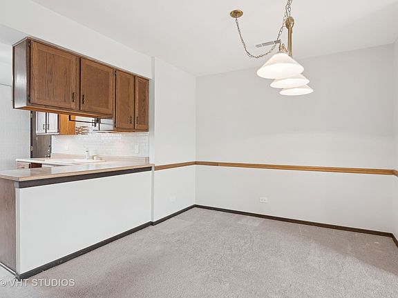 4th image of 1586 Liberty Dr #2S
