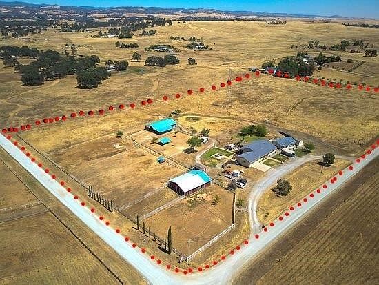 The Red dots shows where the property line is located. Currently only approx. 5 acres of land is being utilized.