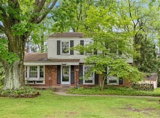 22 Black Oak Dr, Pittsburgh, PA