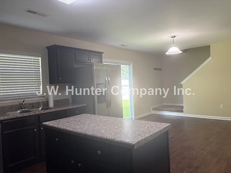 3556 Jetstream Dr NW — Photo 7