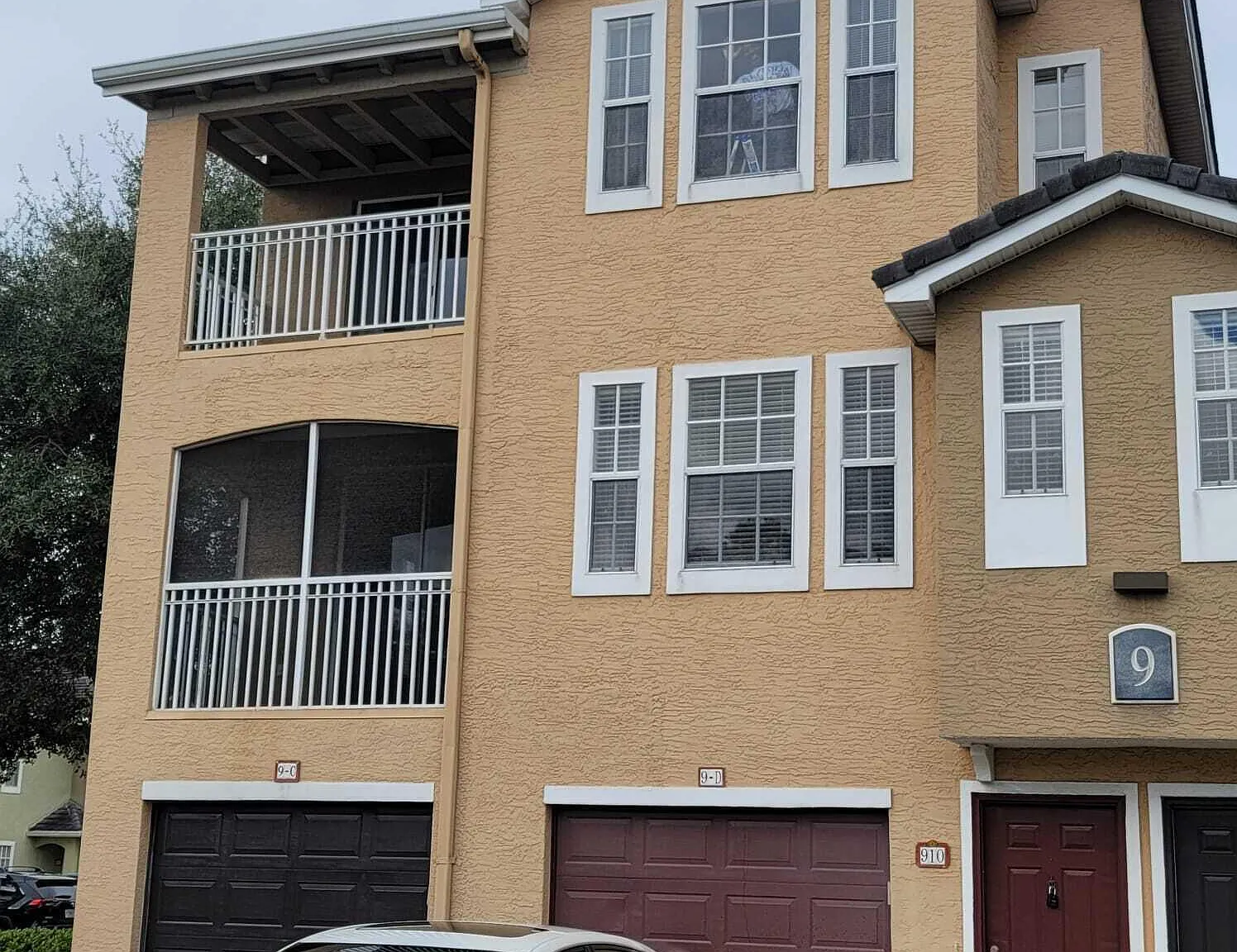 3 bed, 3.5 bath, 1574 sqft, $1,950 — Photo 2