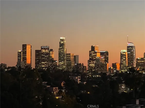 1882 N Alvarado St #16, Los Angeles, CA 90026