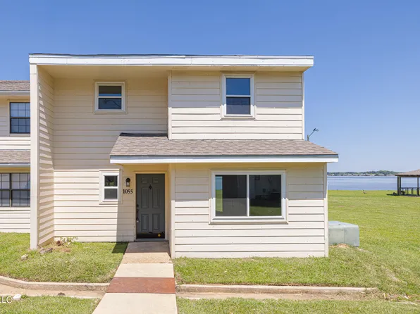 1055 Windrose Dr, Brandon, MS 39047