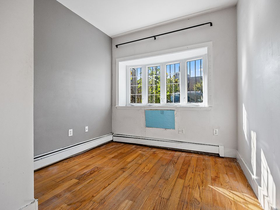 1st image of 22 Woodbine St #1A