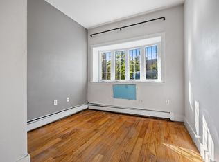 22 Woodbine St #1A, Brooklyn, NY 11221