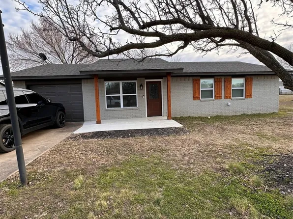 1677 Buck Dr, Eufaula, OK 74432