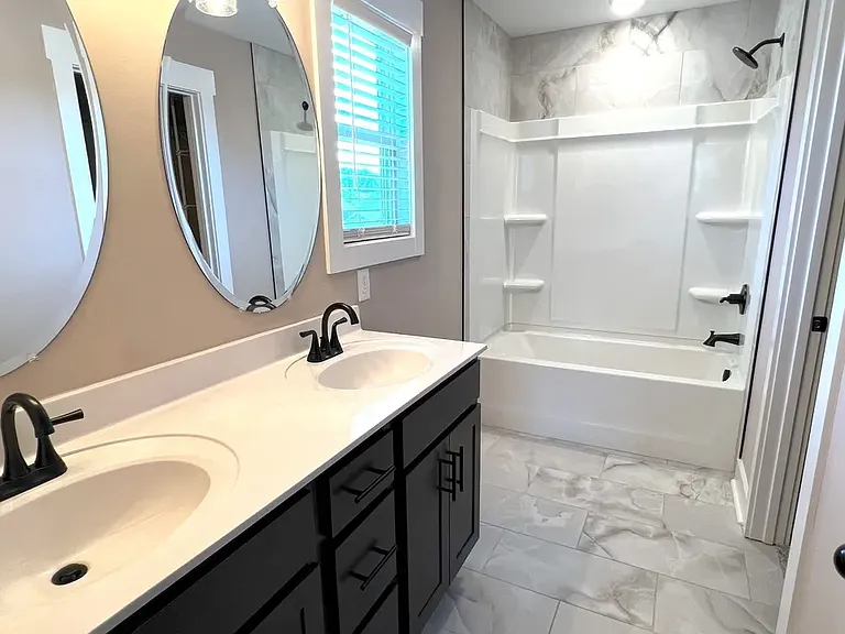 1346 Isaiah Dr — Photo 6