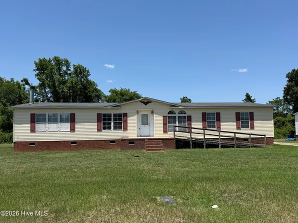 205 Granite Drive, Lucama, NC 27851