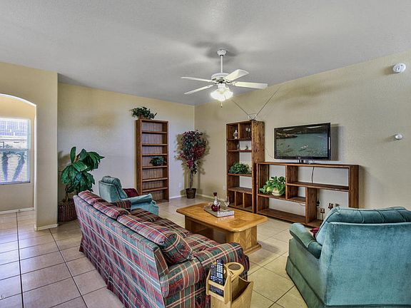 4th image of 10328 W Potter Dr