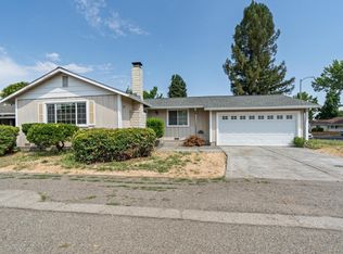 7321 Circle Dr, Rohnert Park, CA 94928