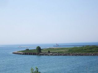 628 Lakeshore Dr, Kewaunee, WI 54216