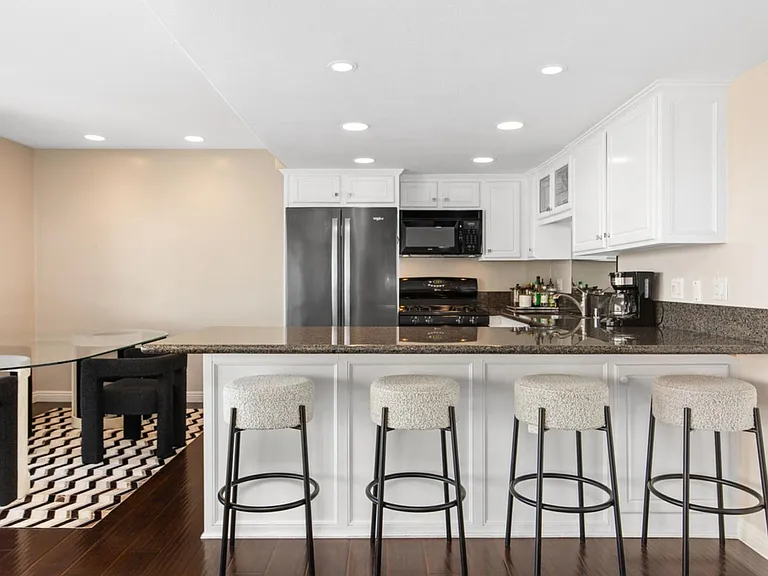 33692 Blue Lantern St #B — Photo 7
