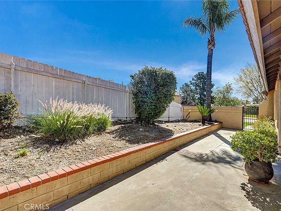 4th image of 11222 Cortland St