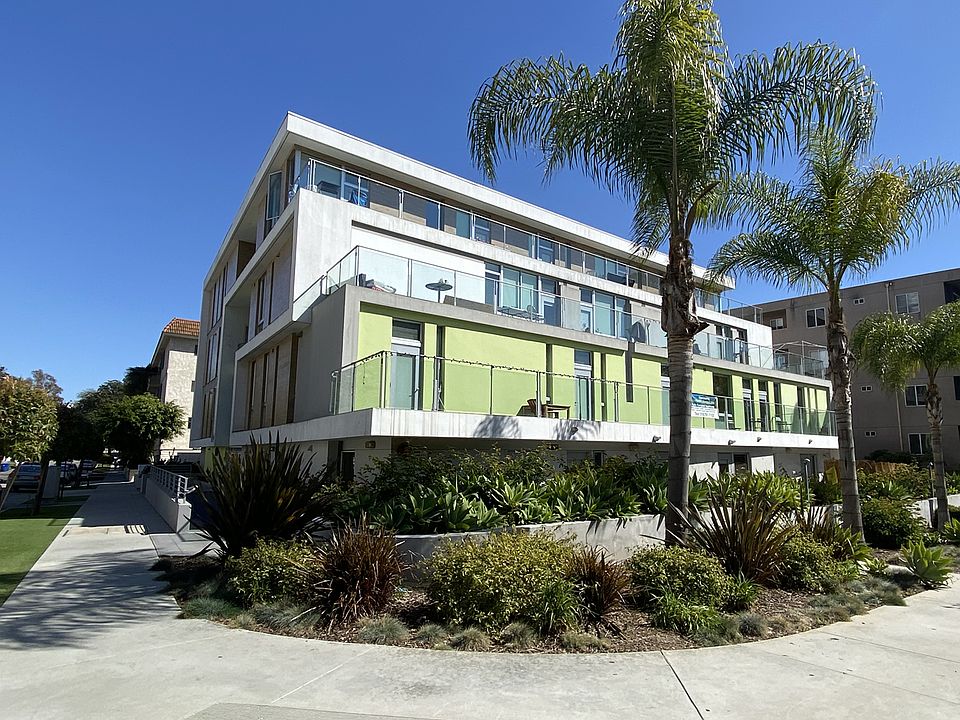 11090 Ophir Dr., Westwood, CA 90024 - Building Front on Corner of Veteran/Ophir