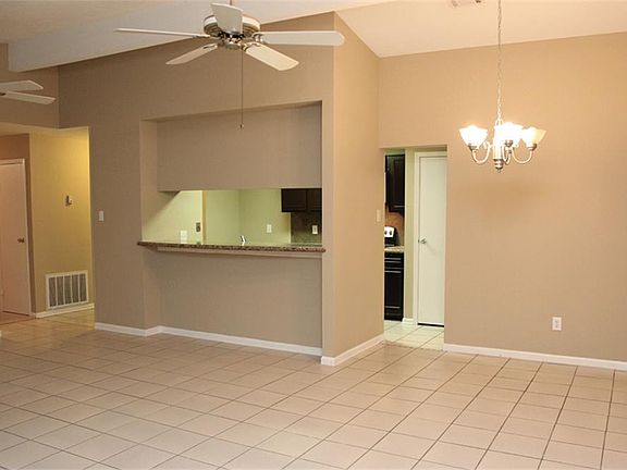 Just off family room is the breakfast Area,.