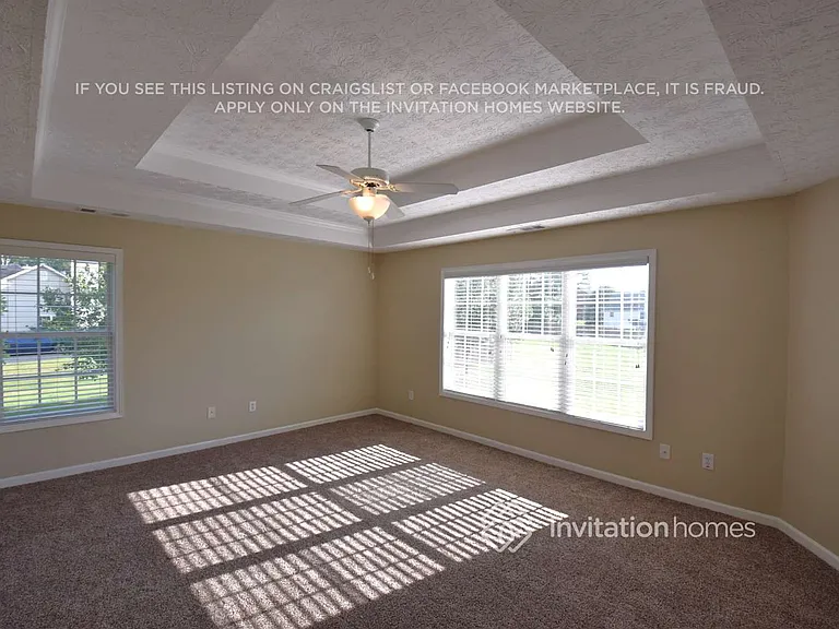 1013 Crown Landing Pkwy — Photo 3