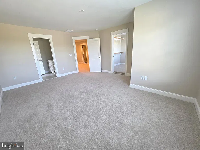 94 Wolf Creek Cir — Photo 37