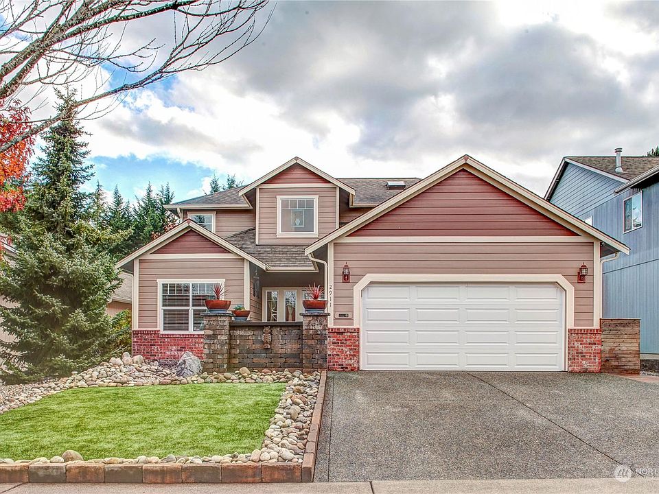 1st image of 2911 Haig Dr SE