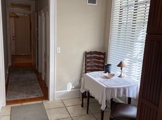 210 N 17th St W APT 18, Bradenton, FL 34205