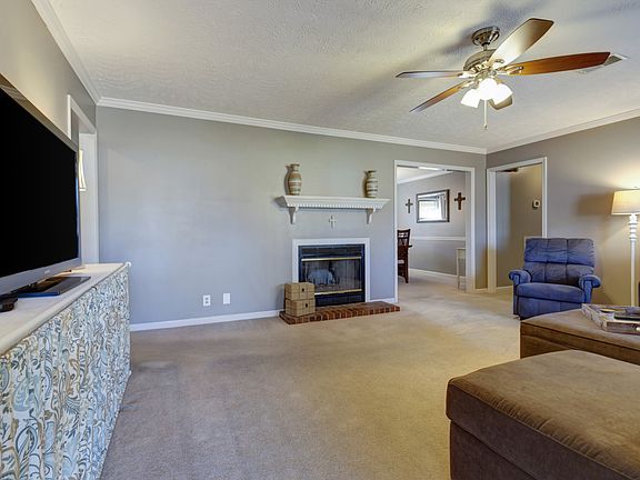 4th image of 109 Marble Ct