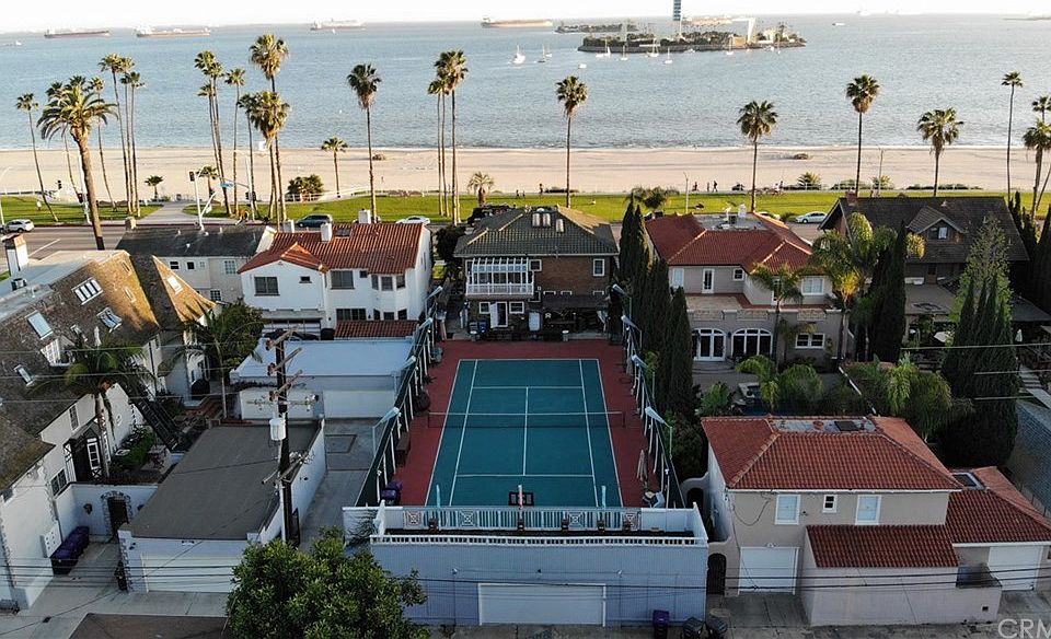 1st image of 3215 E Ocean Blvd