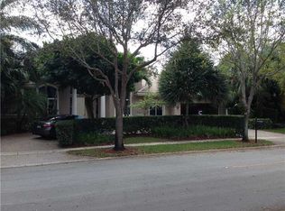 3312 Hollywood Oaks Dr, Davie, FL 33312