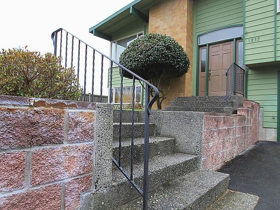 2nd image of 3832 172nd St SW
