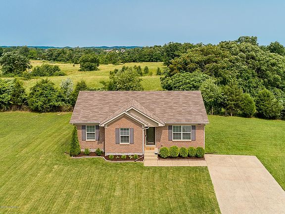 3rd image of 412 Gentry Crossings Blvd