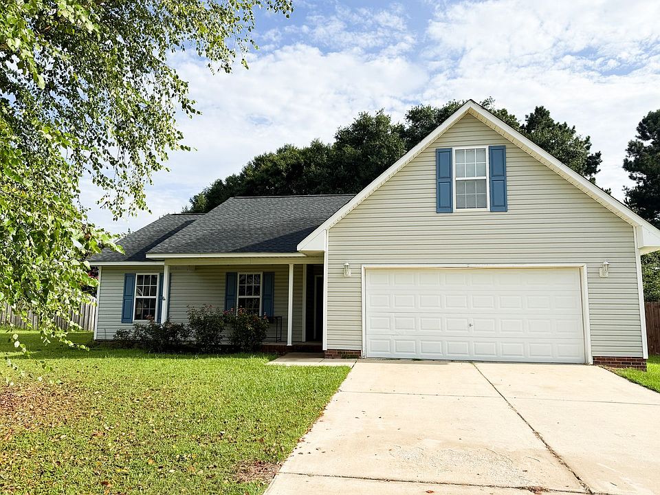 1st image of 107 Silverberry Ct