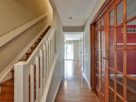 4th image of 3888 Greenbrook Dr